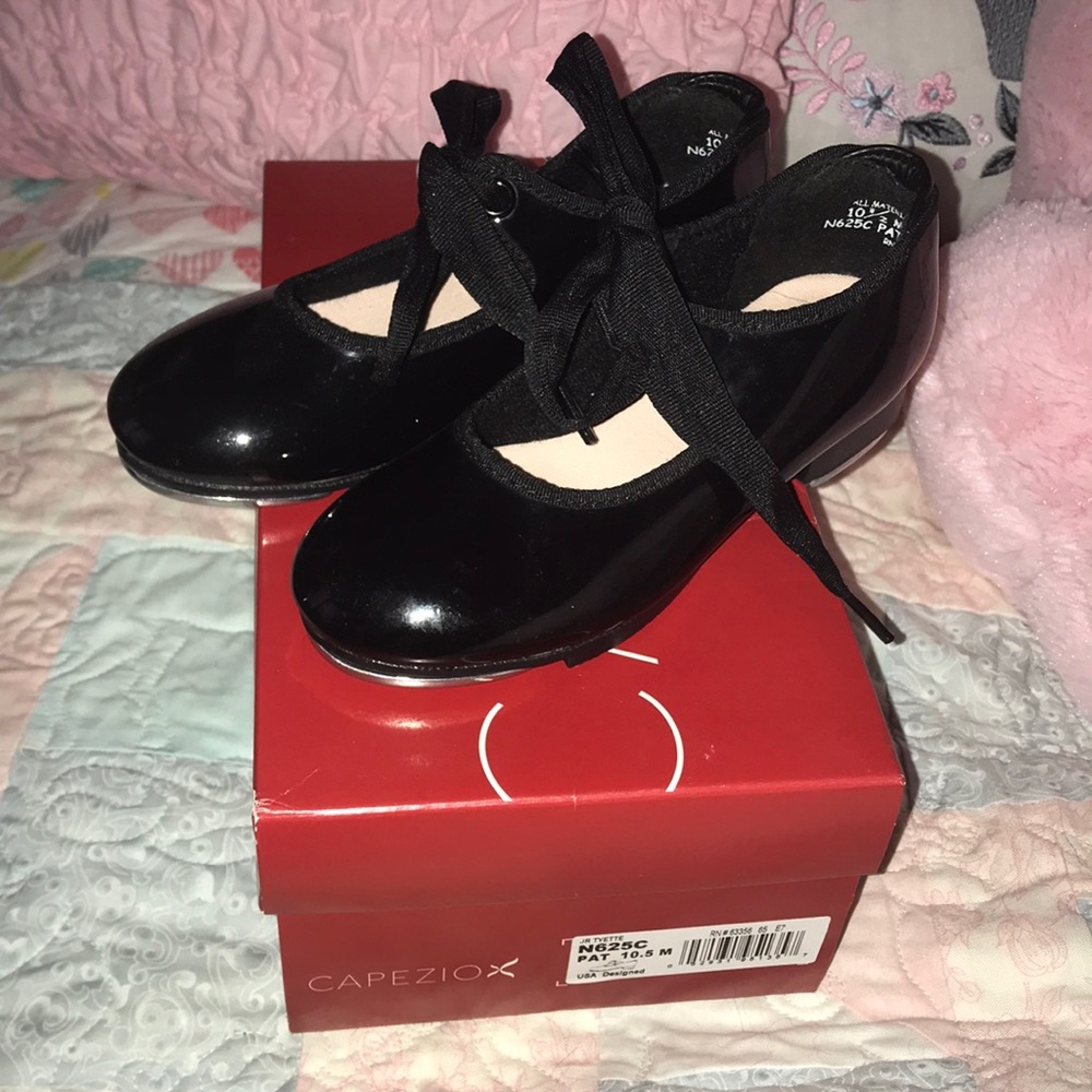 Capezio Girl’s Tap Dance Shoes Size 10.5 M